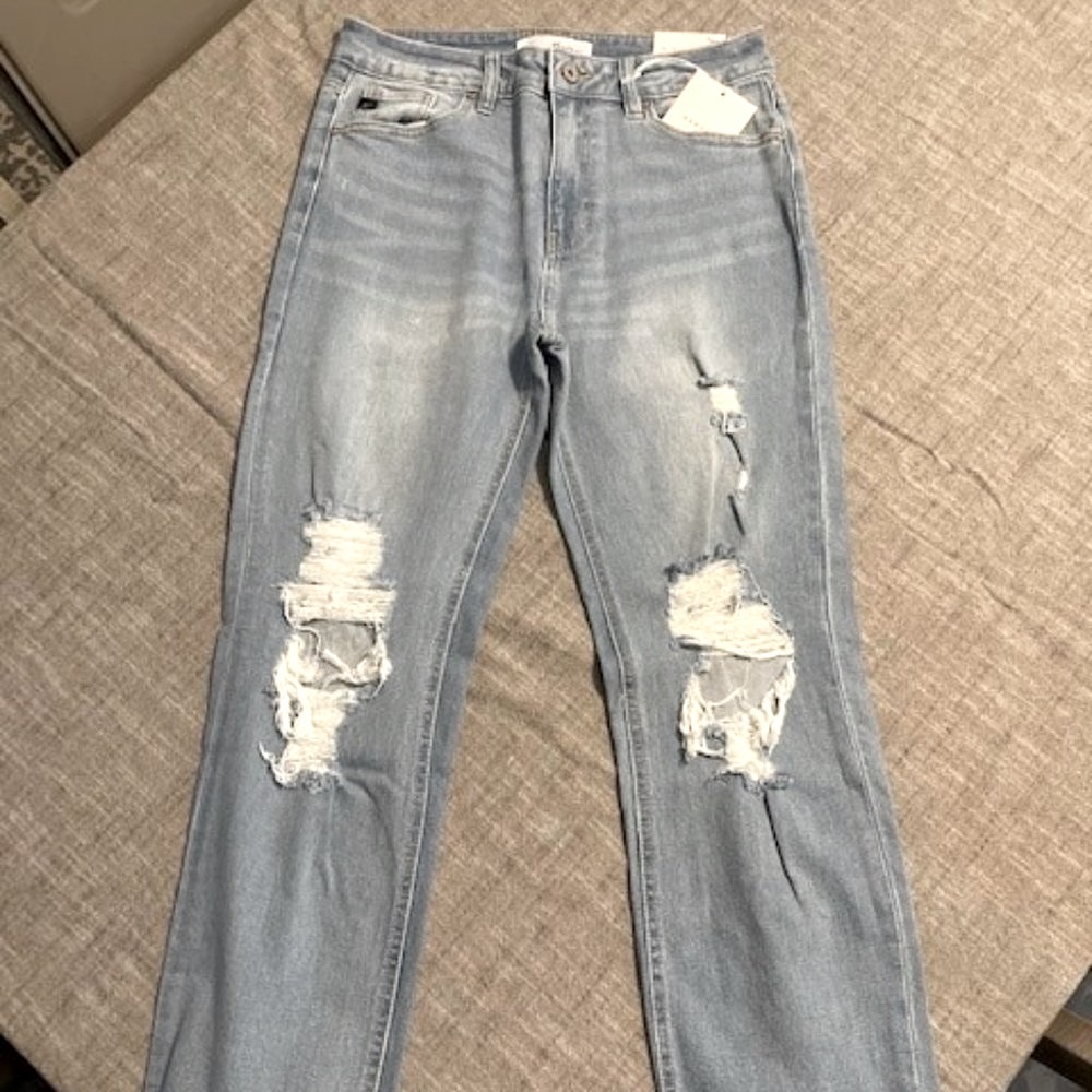 KanCan Distressed Straight Fit Jeans, Size 9/28